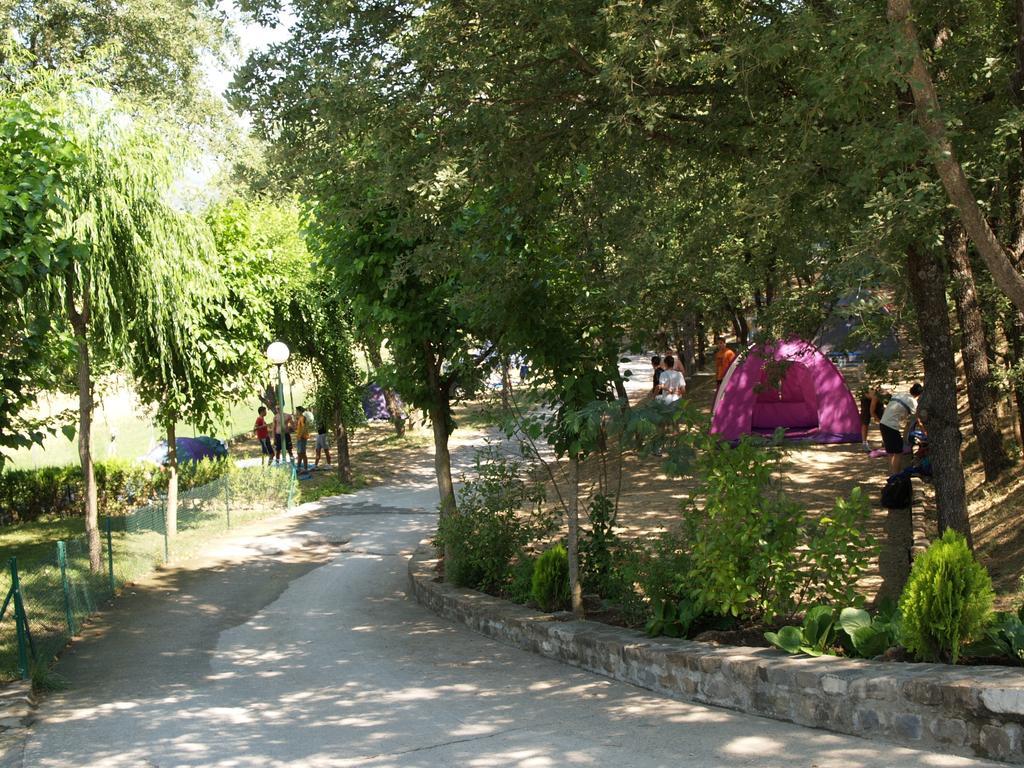 Camping Ainsa Hotel Exterior photo